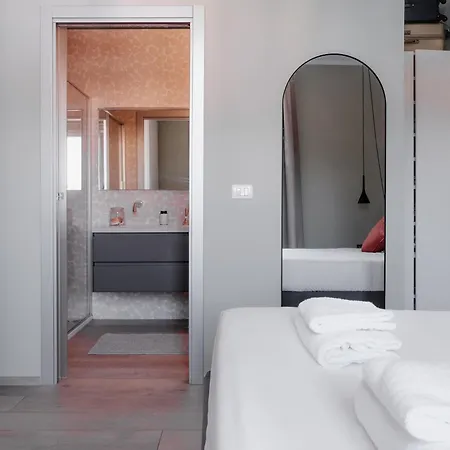 Apartamento Ginny Florença
